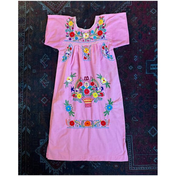 Vintage Dresses & Skirts - Vintage Embroidered Mexican Midi Dress | Size Small 4 | Pink | Oaxaca